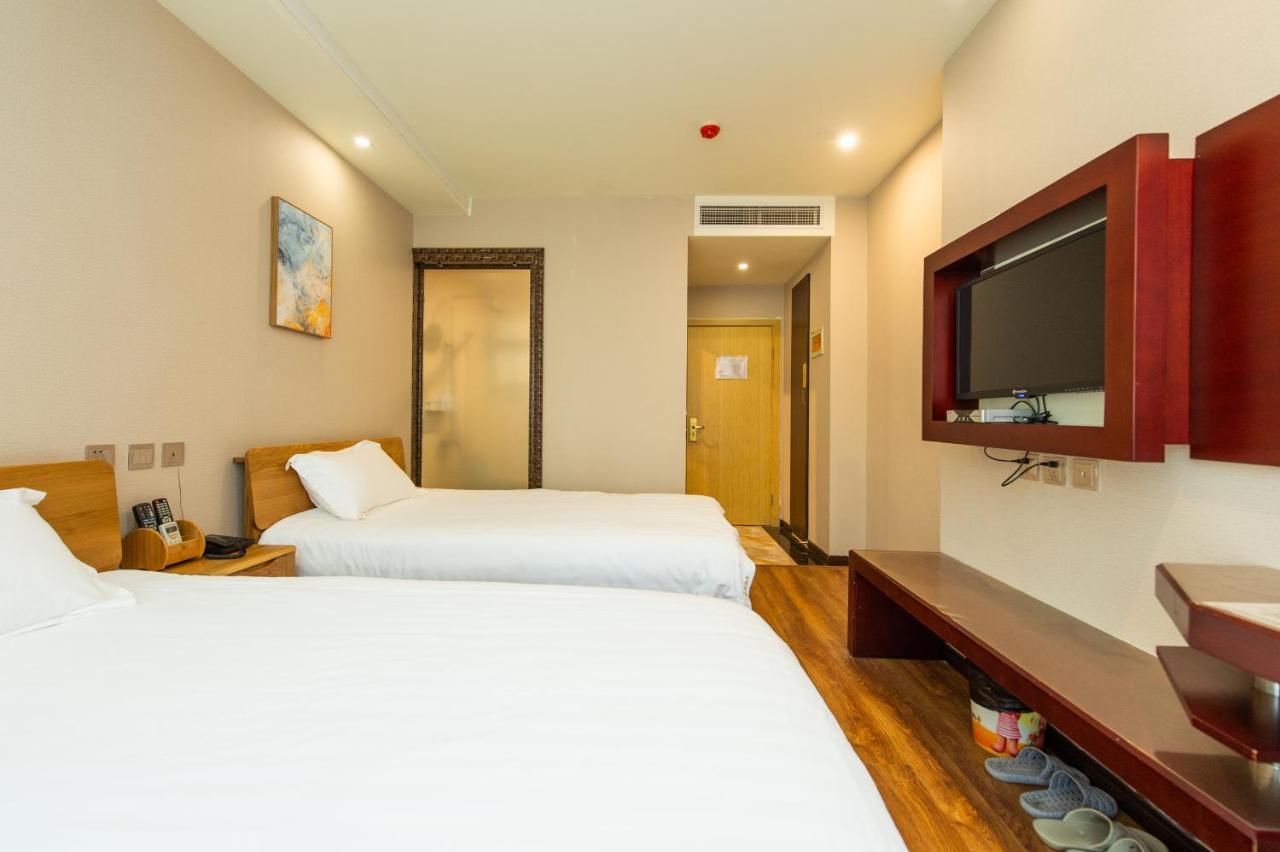 J Hotel Shanghai Bagian luar foto